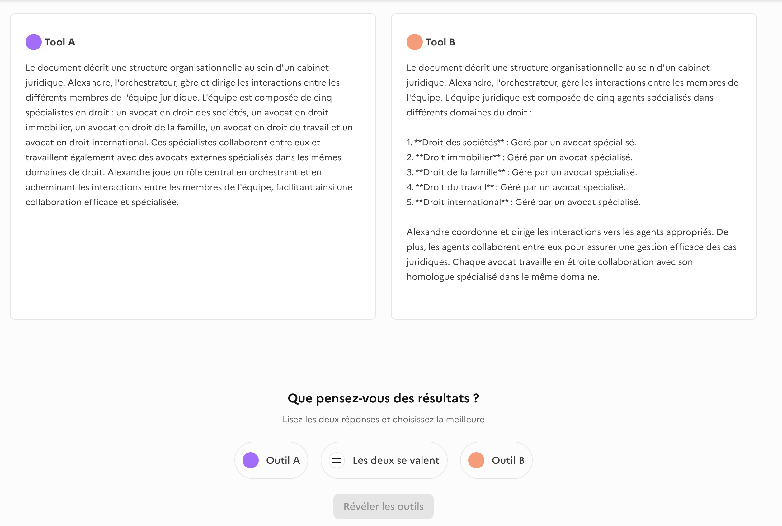 Capture d’écran de l’arène CompaRAG, avec la question initiale, les deux résultats des outils et les boutons de vote.